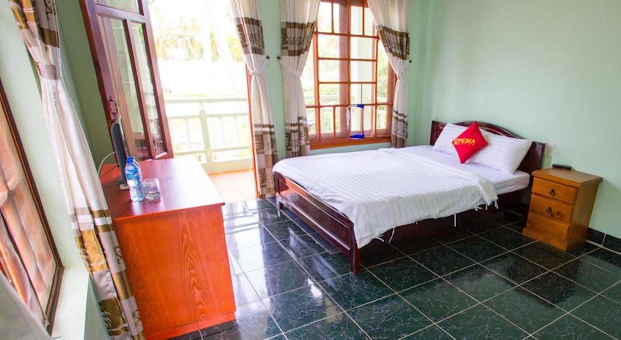 Bach Duong Hotel Фантхьет Экстерьер фото